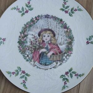Royal Doulton Christmas plate